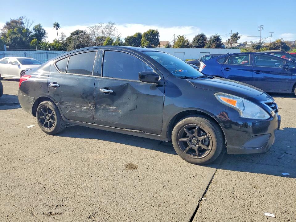 Photo 4 from auction – 2016 NISSAN VERSA with VIN 3N1CN7AP4GL847039