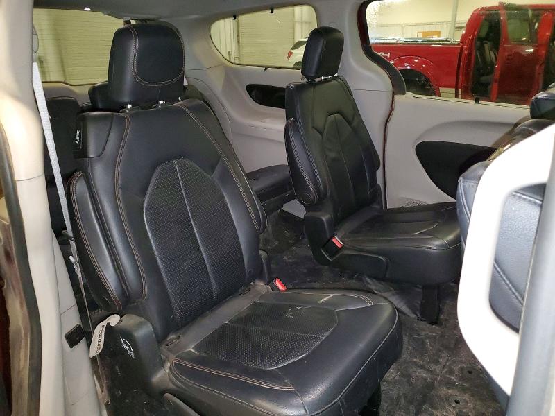 Photo 11 from auction – 2017 CHRYSLER PACIFICA T with VIN 2C4RC1EG1HR796849
