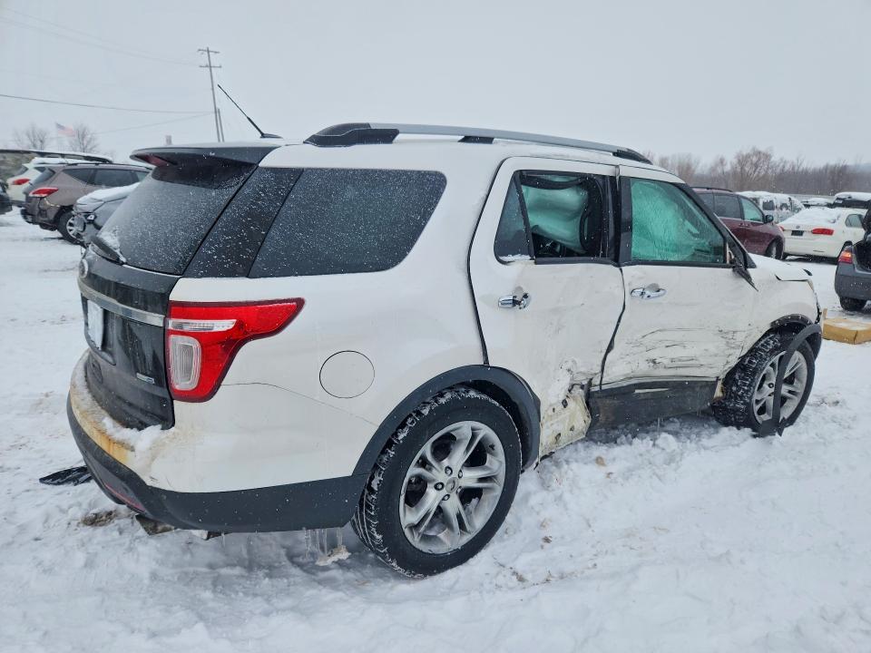 Photo 3 from auction – 2012 FORD EXPLORER with VIN 1FMHK8F82CGB00858