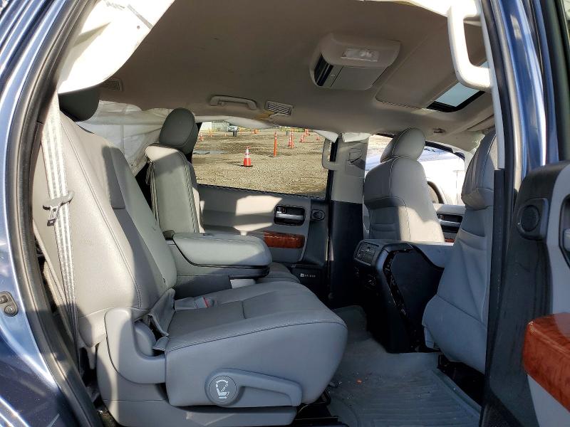Photo 11 from auction – 2019 TOYOTA SEQUOIA with VIN 5TDDY5G13KS174120