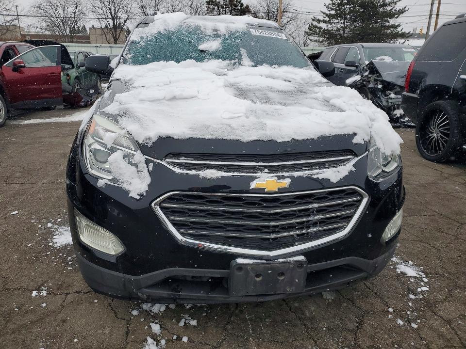 Photo 5 from auction – 2017 CHEVROLET EQUINOX LT with VIN 2GNALCEK1H6114901