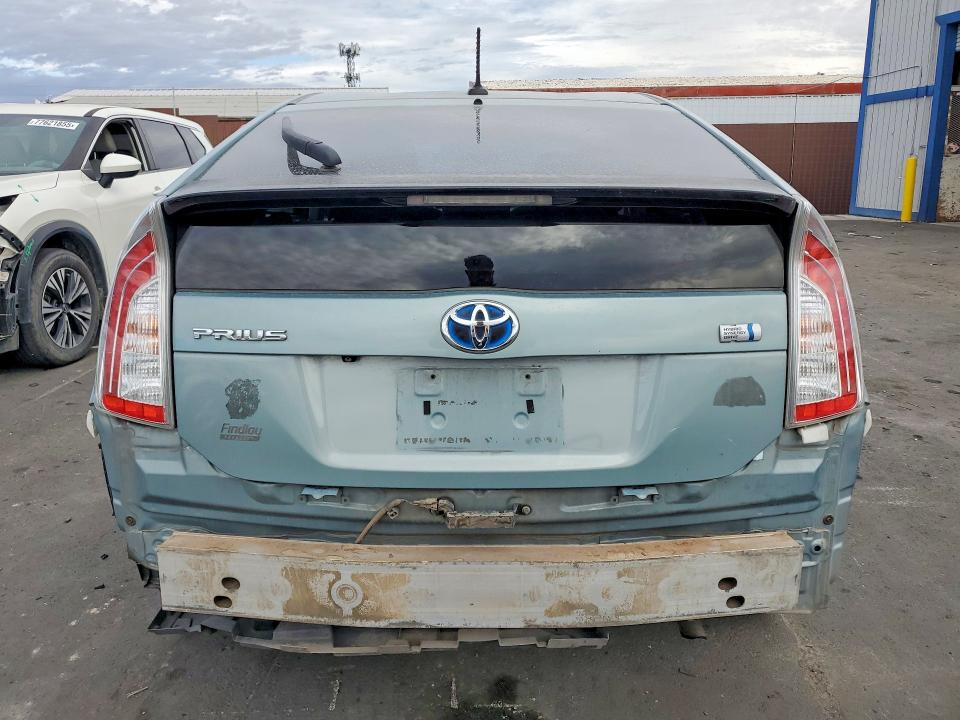 Photo 6 from auction – 2015 TOYOTA PRIUS with VIN JTDKN3DU5F1917382