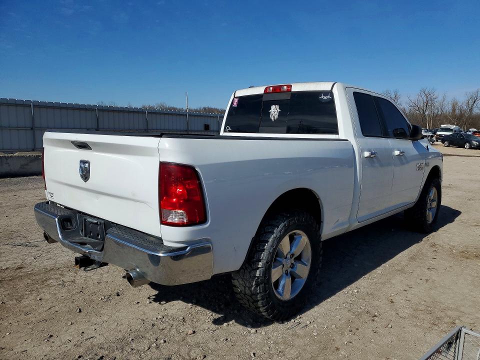 Foto 3 de la subasta – 2015 RAM 1500 SLT con VIN 1C6RR7GT2FS560029