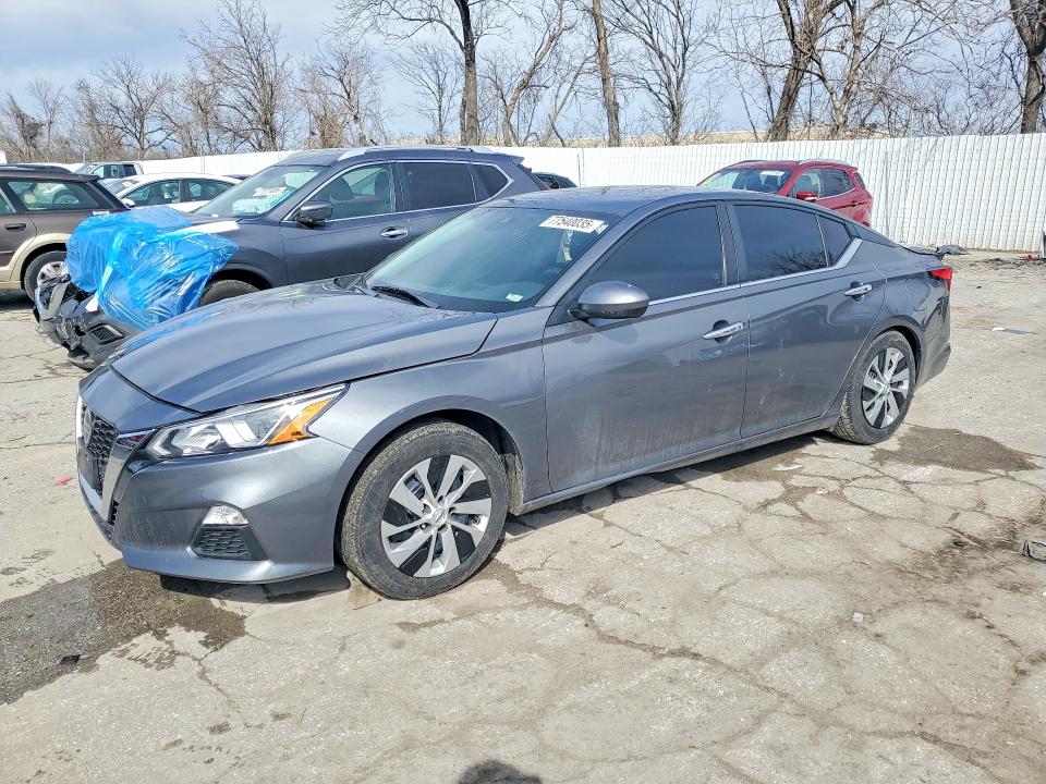 NISS ALTIMA 2021 with VIN 1N4BL4BV6MN389497 - Photo from auction