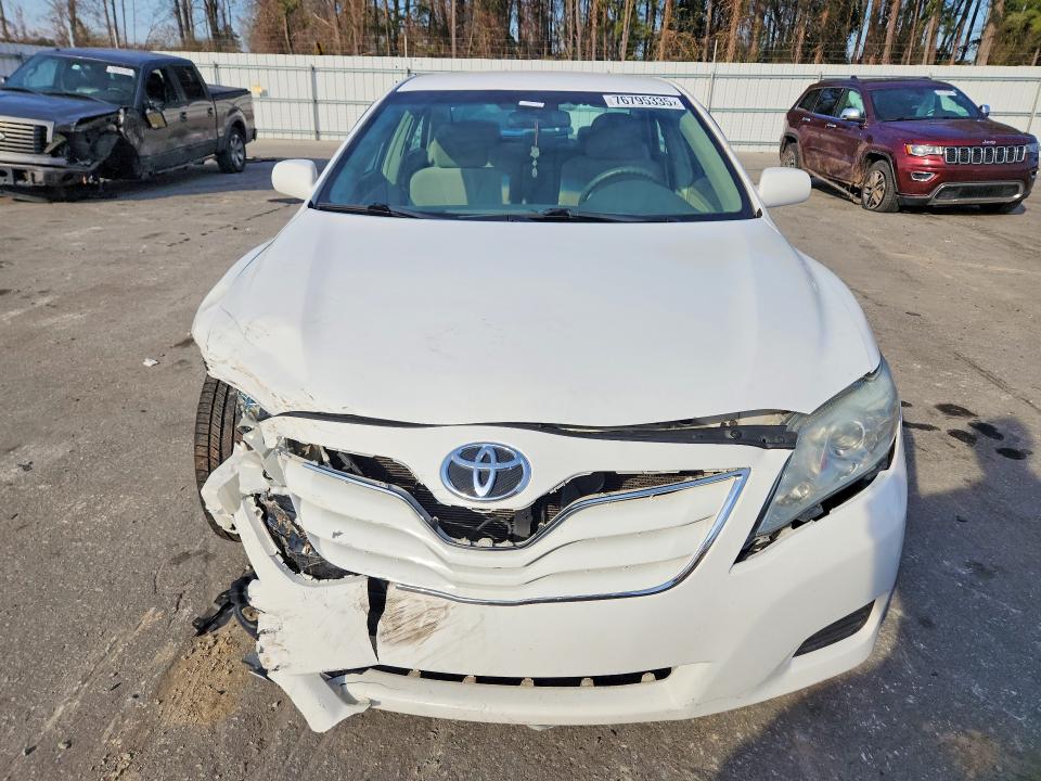 Photo 5 from auction – 2011 TOYOTA CAMRY BASE with VIN 4T1BF3EK6BU681744