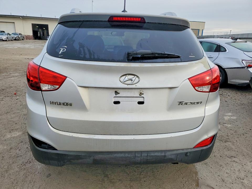 Photo 6 from auction – 2012 HYUNDAI TUCSON with VIN KM8JU3AC4CU460659