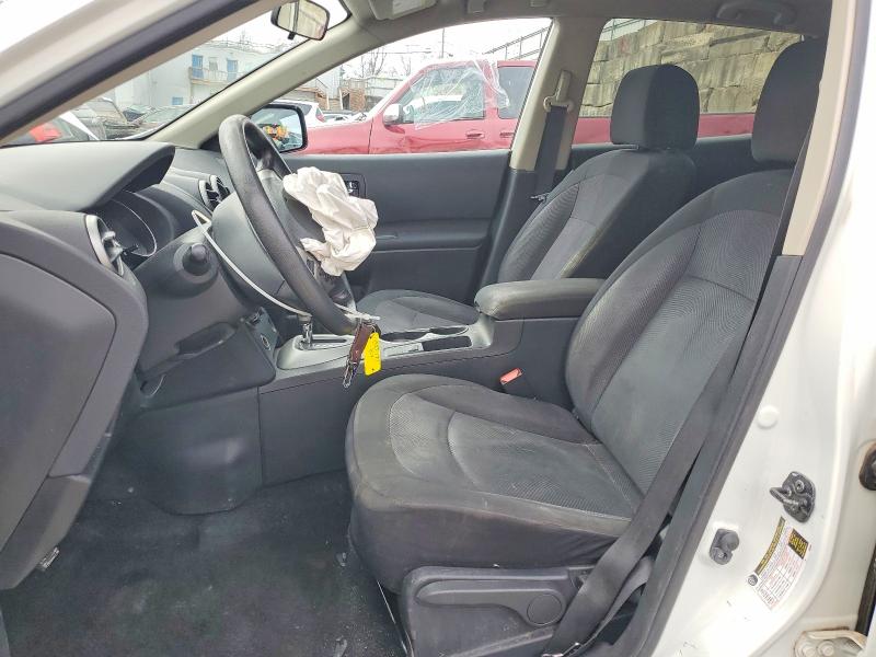 Photo 7 from auction – 2014 NISSAN ROGUE SELECT with VIN JN8AS5MT2EW614833