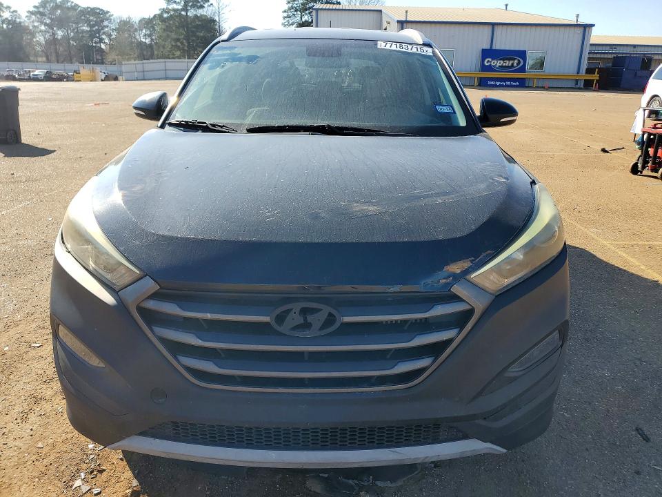 Photo 5 from auction – 2017 HYUNDAI TUCSON LIM with VIN KM8J33A25HU289874
