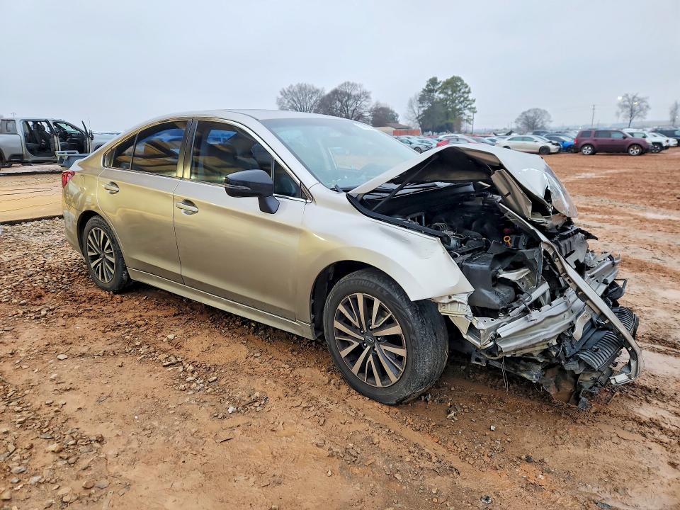 Photo 4 from auction – 2018 SUBARU LEGACY 2.5 with VIN 4S3BNAF69J3037494