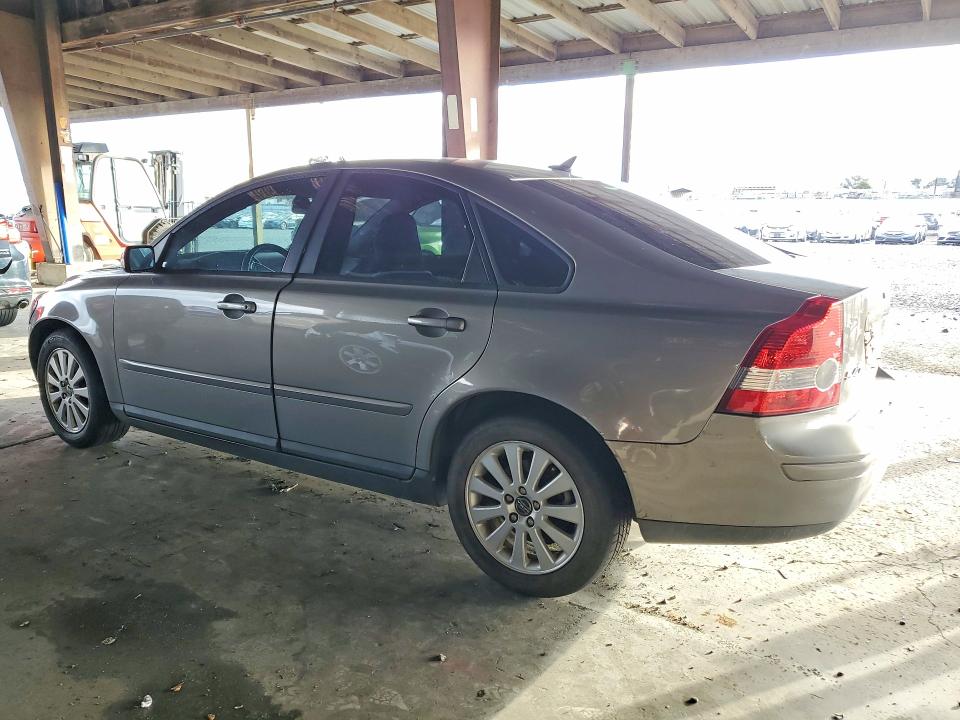 Photo 2 from auction – 2005 VOLVO S40 2.4I with VIN YV1MS382352046527