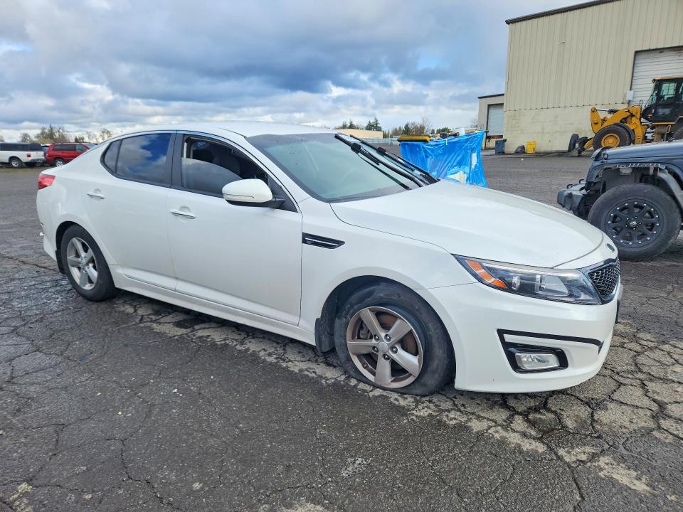 Photo 4 from auction – 2015 KIA OPTIMA with VIN KNAGM4A78F5656946