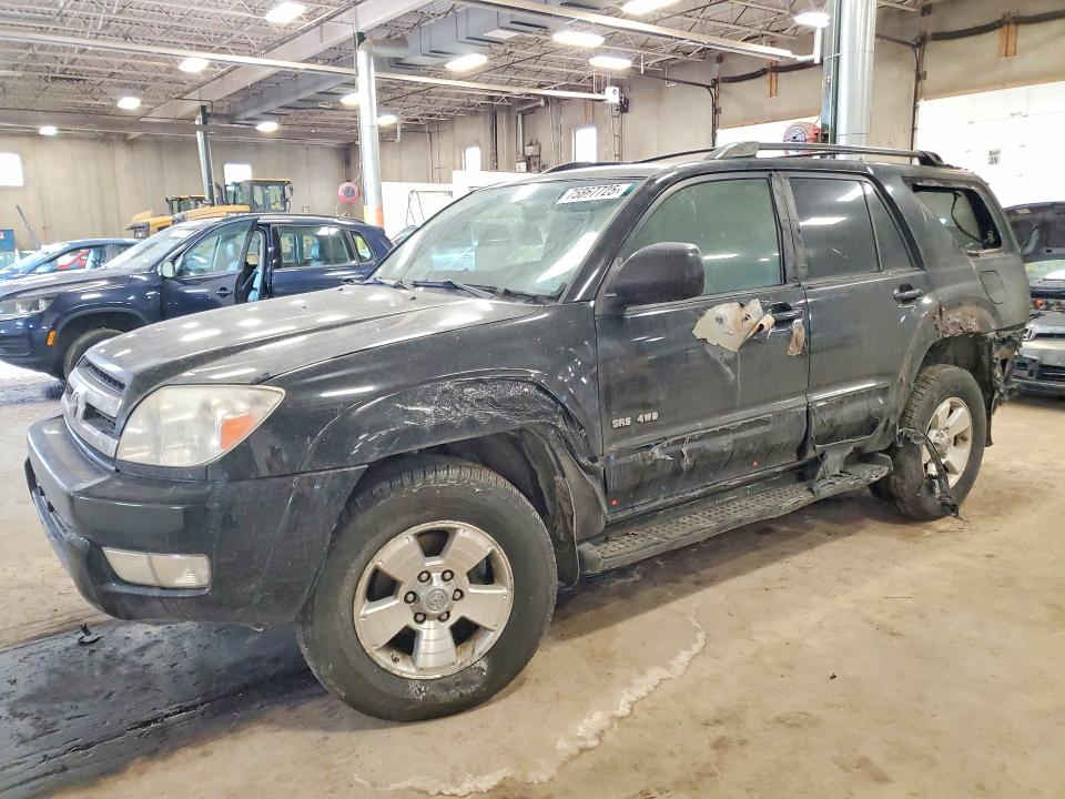 TOYOTA 4RUNNER SR 2005 with VIN JTEBU14RX50056039 - Photo from auction