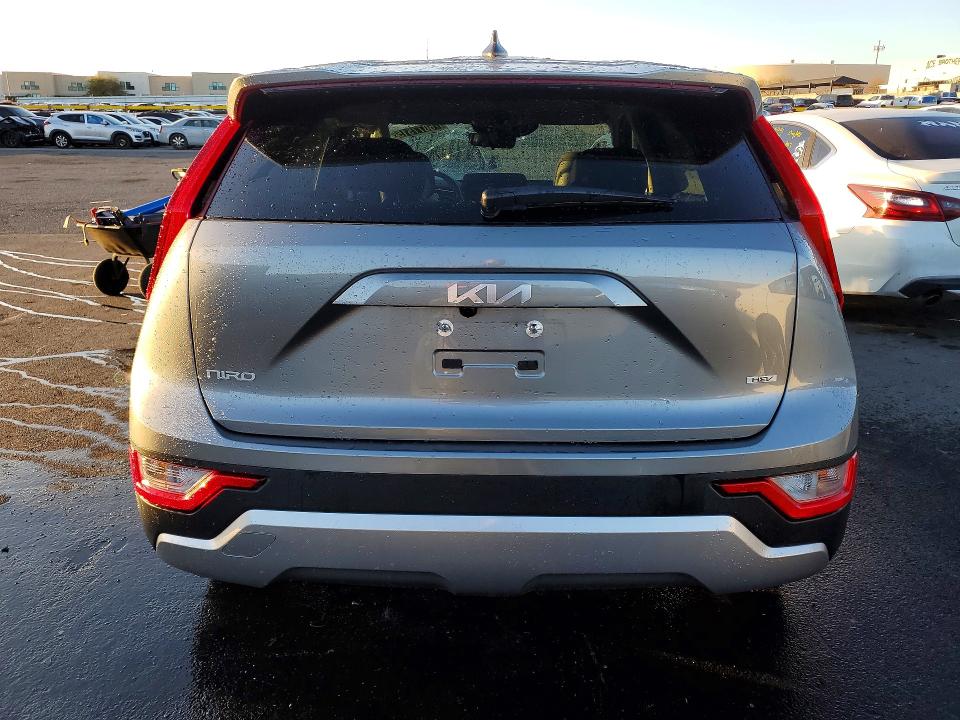 Photo 6 from auction – 2026 KIA NIRO LX with VIN KNDCP3LE9T5331572