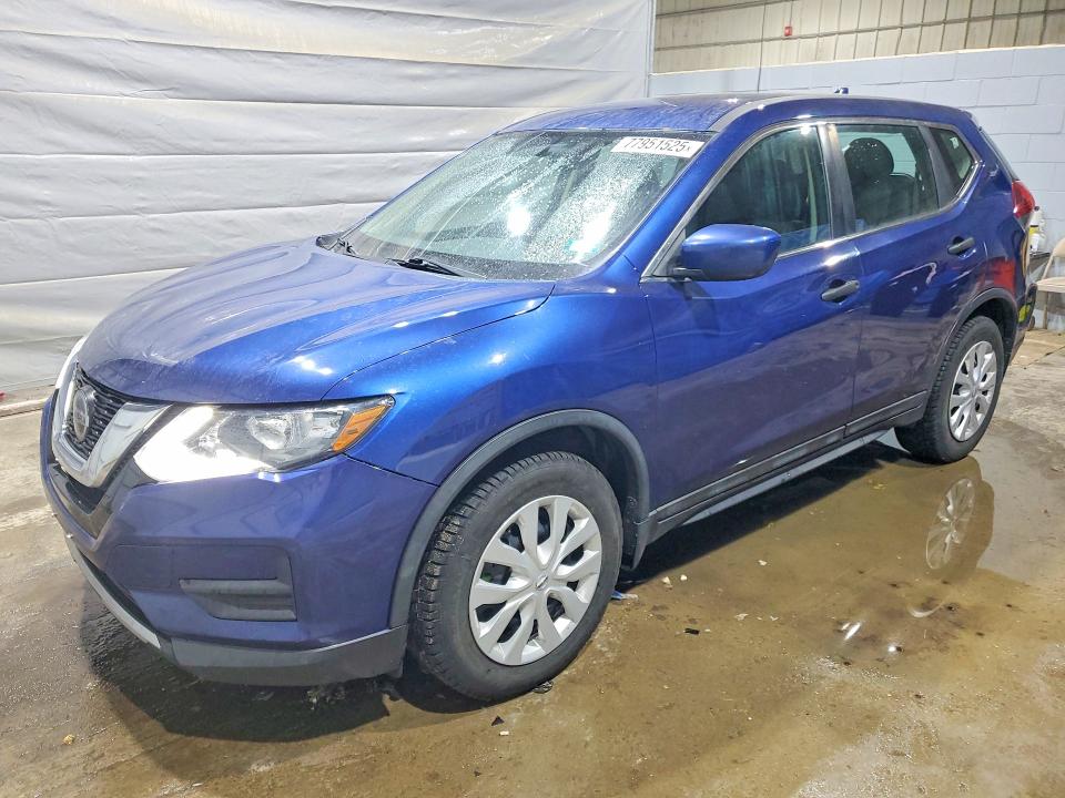 NISSAN ROGUE 2018 with VIN 5N1AT2MT3JC713613 - Photo from auction