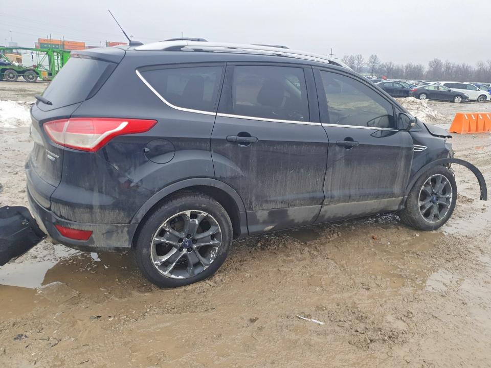 Photo 3 from auction – 2016 FORD ESCAPE with VIN 1FMCU9JX5GUA63336