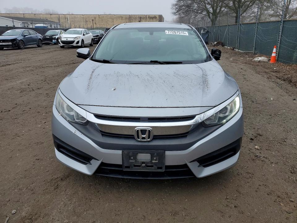 Фото 5 с аукциона – 2017 HONDA CIVIC с VIN 2HGFC2F79HH575496