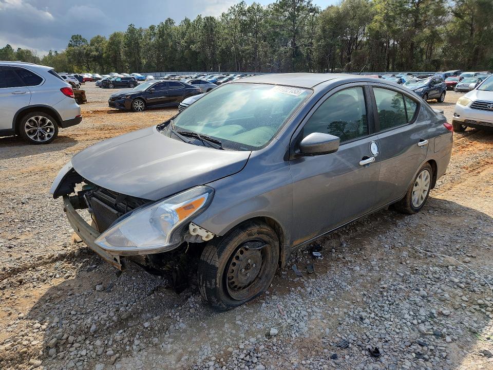 NISSAN VERSA 2017 with VIN 3N1CN7AP2HL833898 - Photo from auction