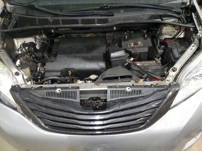 Photo 12 from auction – 2011 TOYOTA SIENNA with VIN 5TDKK3DC2BS029010