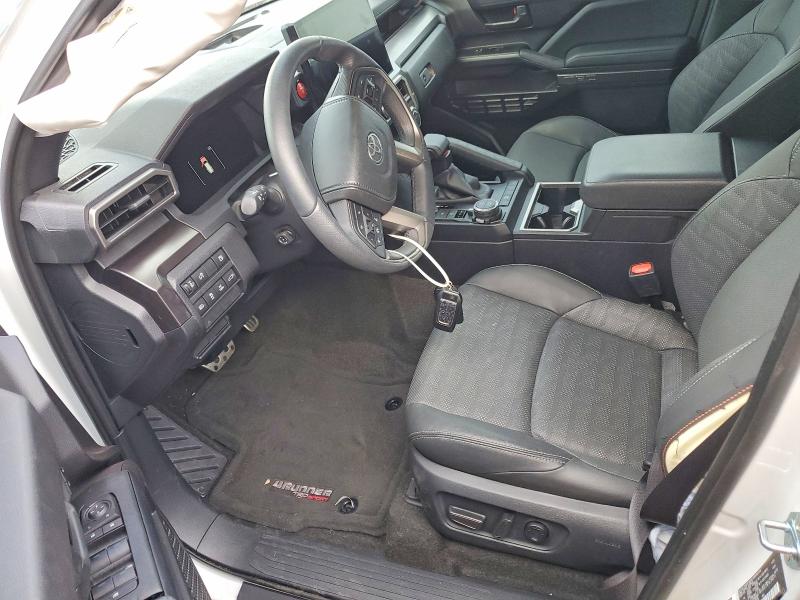 Photo 7 from auction – 2025 TOYOTA 4RUNNER SR with VIN JTEVA5BR6S5070101