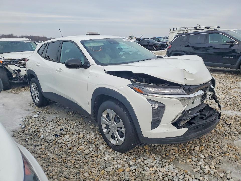 Zdjęcie 4 z aukcji – 2025 CHEVROLET TRAX z VIN KL77LFEP0SC184448