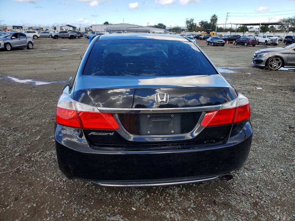 Zdjęcie 6 z aukcji – 2013 HONDA ACCORD z VIN 1HGCR2F32DA100733