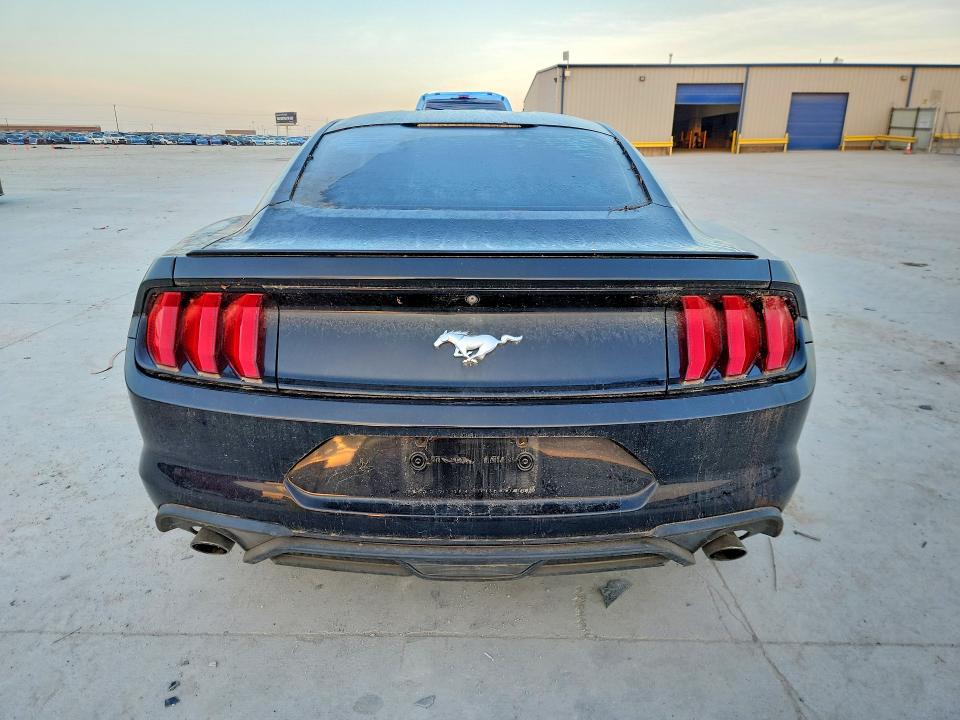 Photo 6 from auction – 2018 FORD MUSTANG with VIN 1FA6P8TH4J5128676