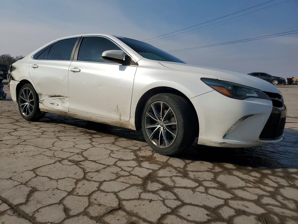 Photo 4 from auction – 2016 TOYOTA CAMRY with VIN 4T1BF1FK4GU547891