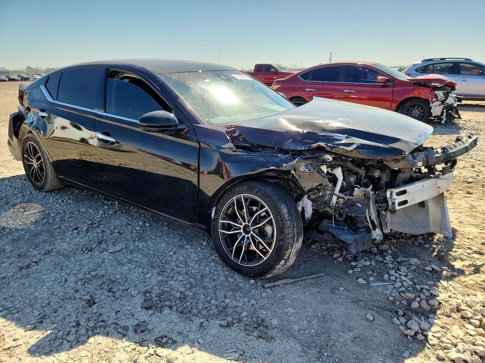 Photo 4 from auction – 2021 NISSAN ALTIMA with VIN 1N4BL4EV8MN367187
