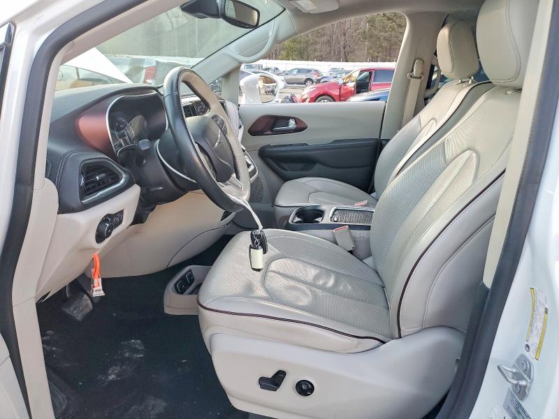 Photo 7 from auction – 2017 CHRYSLER PACIFICA with VIN 2C4RC1GG1HR653557