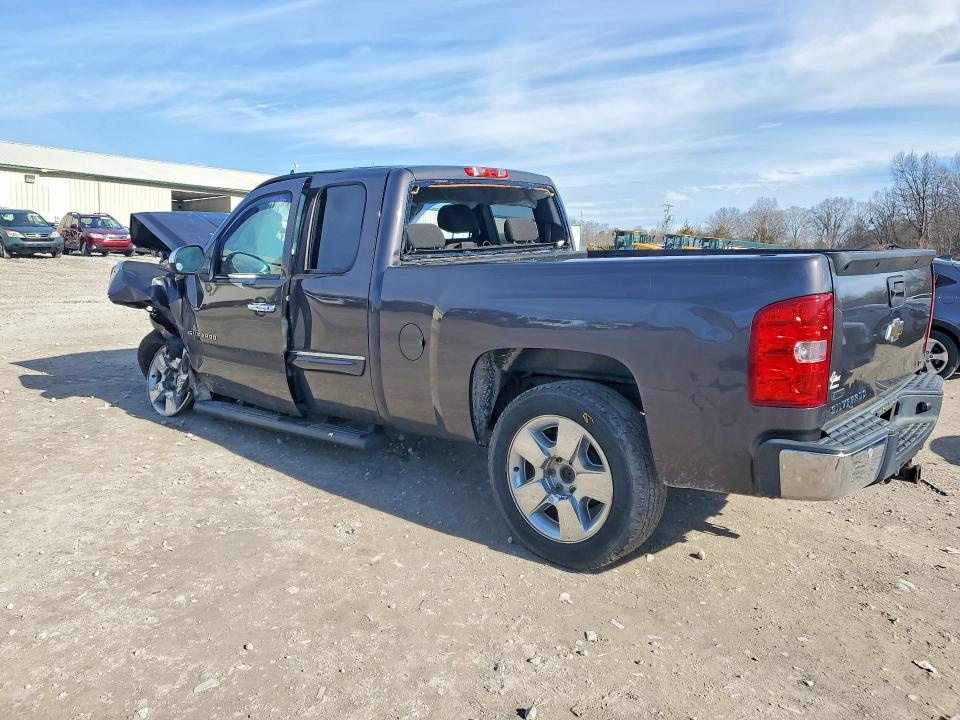 Photo 2 from auction – 2011 CHEVROLET SILVERADO with VIN 1GCRCSE08BZ183603