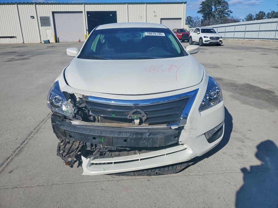 Photo 5 from auction – 2013 NISSAN ALTIMA with VIN 1N4AL3AP0DN426956