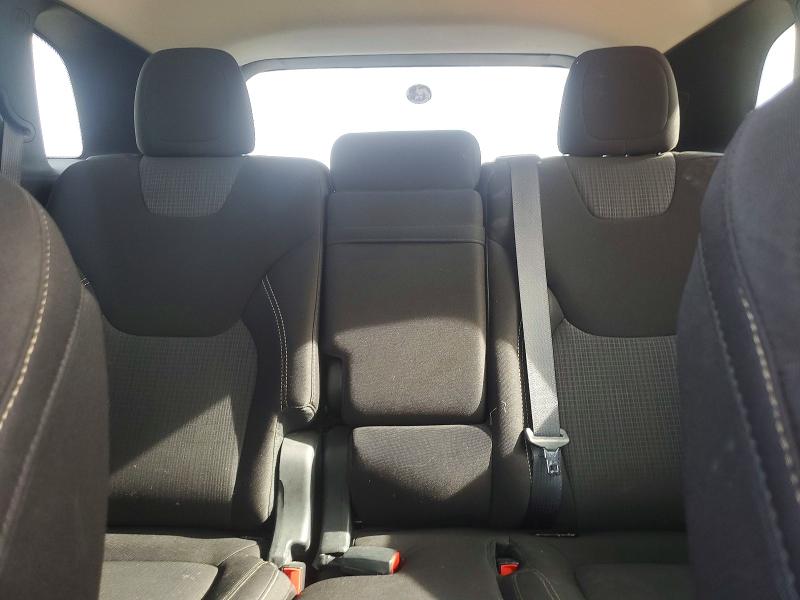 Photo 10 from auction – 2015 JEEP CHEROKEE L with VIN 1C4PJMCB6FW744546