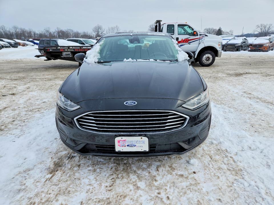 Photo 5 from auction – 2020 FORD FUSION with VIN 3FA6P0HD8LR107112