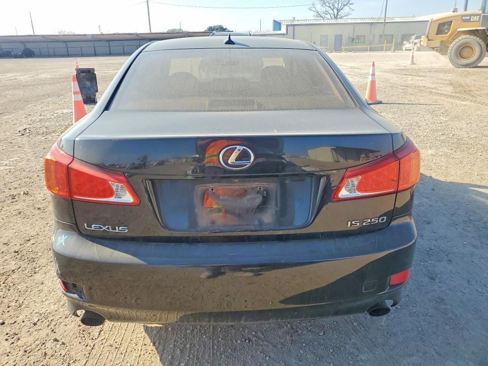 Photo 6 from auction – 2009 LEXUS IS 250 with VIN JTHBK262595093586
