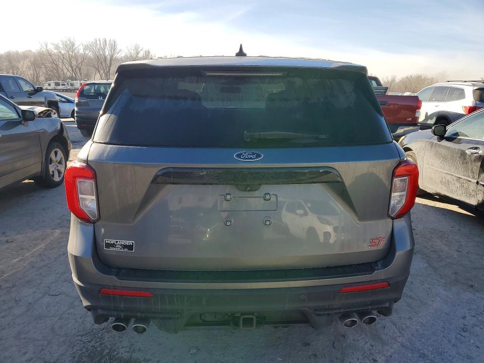 Photo 6 from auction – 2022 FORD EXPLORER with VIN 1FM5K8GC0NGA98262