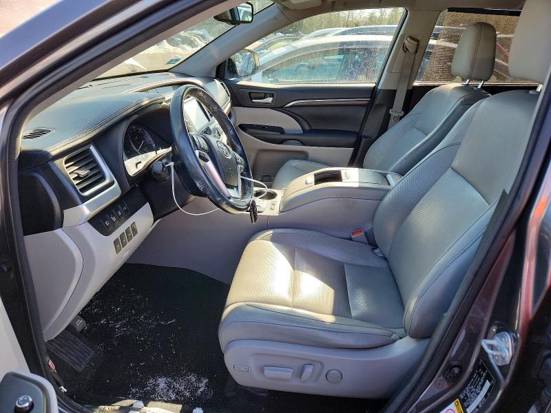 Снимка 7 от търг – 2014 TOYOTA HIGHLANDER с VIN 5TDDKRFH0ES051791