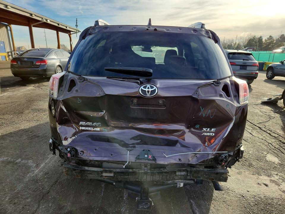 Photo 6 from auction – 2017 TOYOTA RAV4 XLE with VIN 2T3RFREV3HW685410