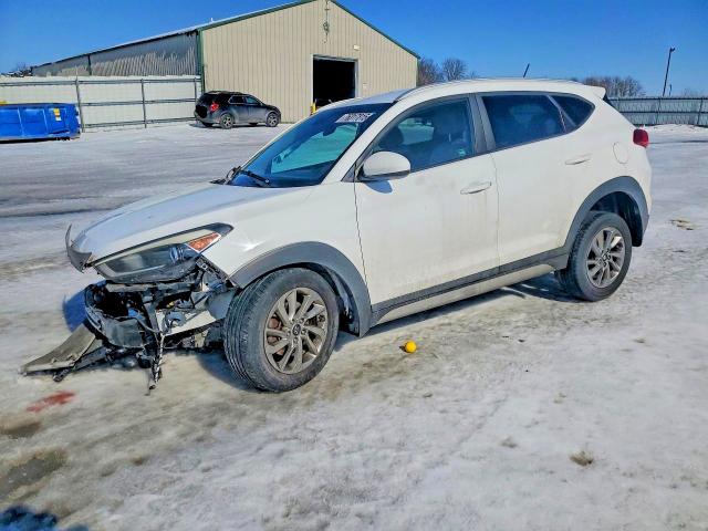 HYUNDAI TUCSON 2017 with VIN KM8J33A48HU394457 - Photo from auction