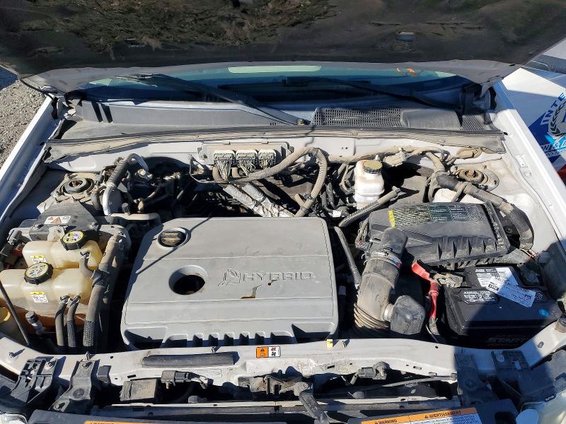 Photo 11 from auction – 2009 FORD ESCAPE with VIN 1FMCU59339KA86218