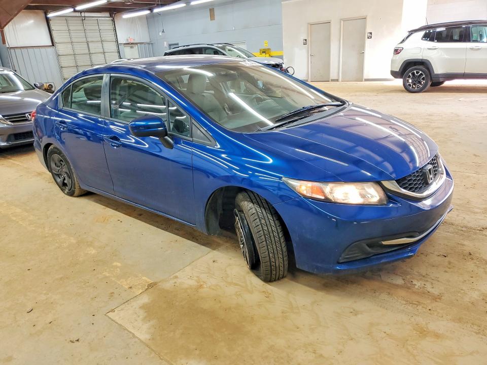 Photo 4 from auction – 2015 HONDA CIVIC with VIN 2HGFB2F53FH504941