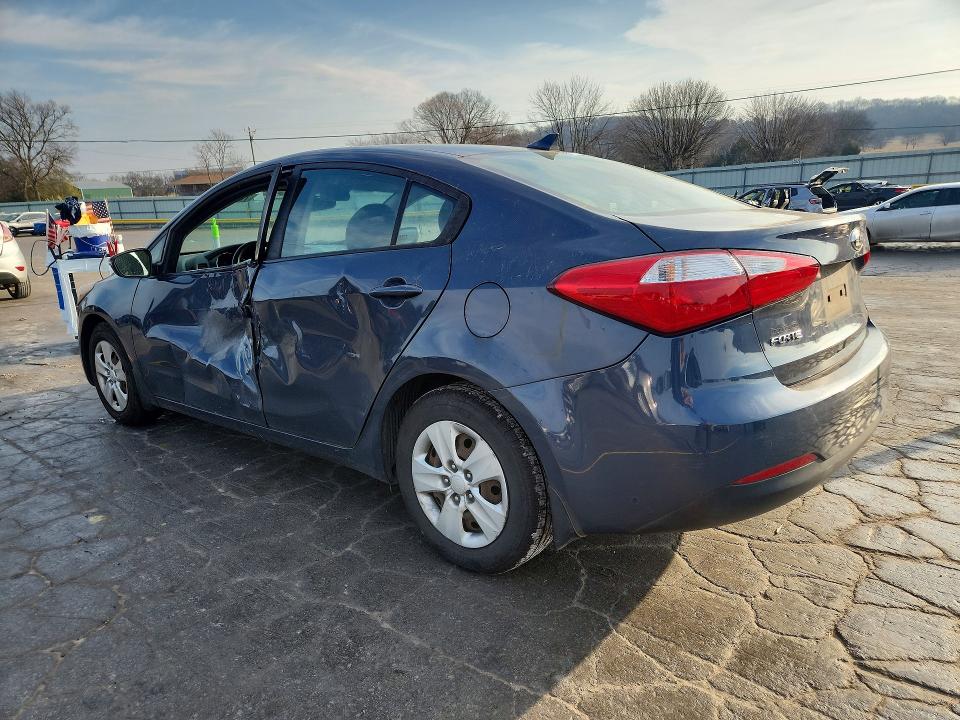 Photo 2 from auction – 2016 KIA FORTE with VIN KNAFX4A65G5605948