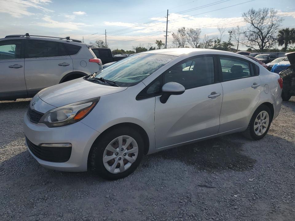 KIA RIO 2017 with VIN KNADM4A37H6121054 - Photo from auction