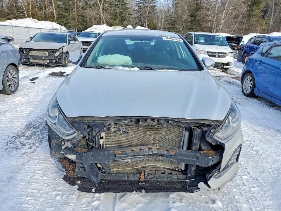Photo 5 from auction – 2019 HYUNDAI SONATA with VIN 5NPE24AF8KH765120