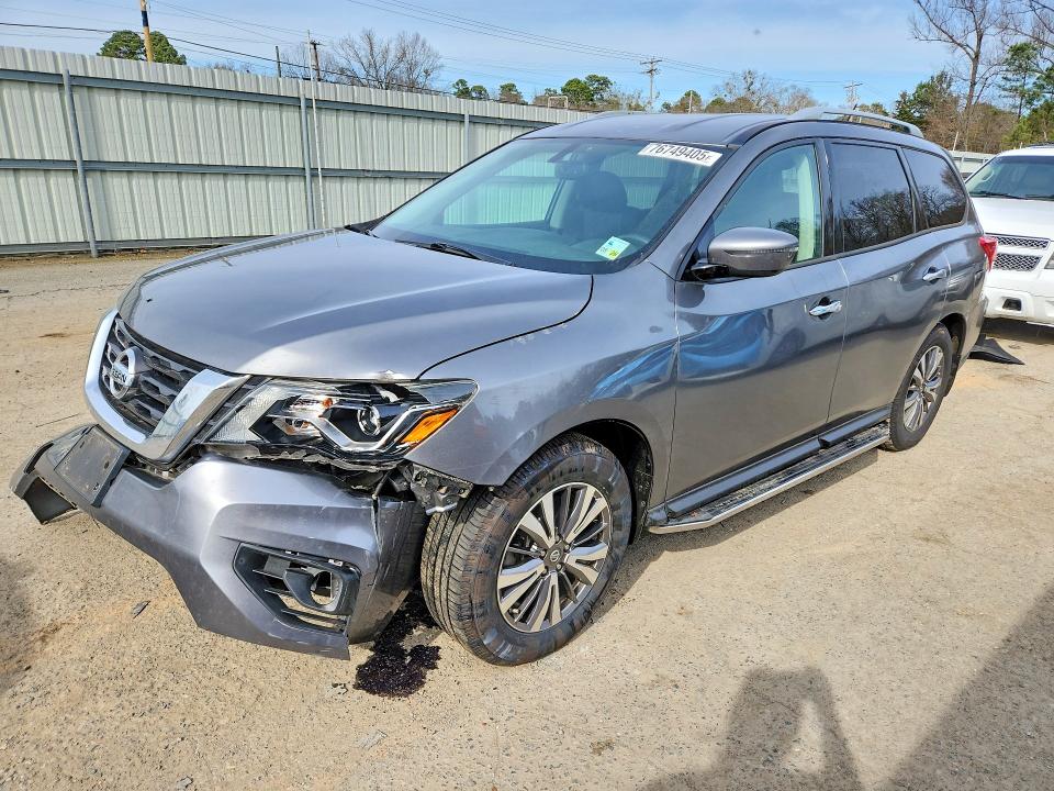 NISSAN PATHFINDER 2018 with VIN 5N1DR2MN3JC672512 - Photo from auction