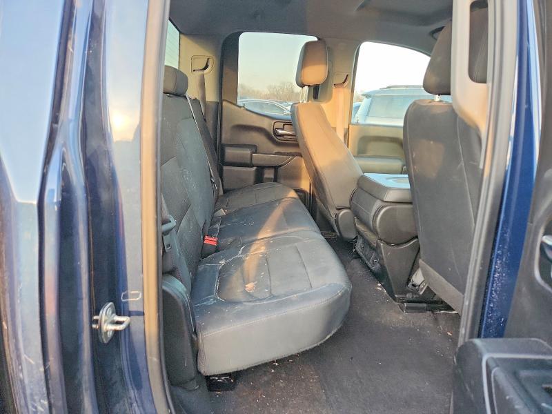 Photo 10 from auction – 2019 CHEVROLET SILVERADO with VIN 1GCRYBEH0KZ386993