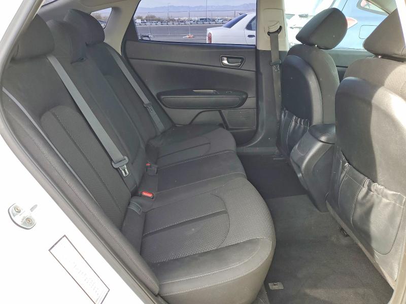 Photo 10 from auction – 2016 KIA OPTIMA with VIN 5XXGT4L37GG045996