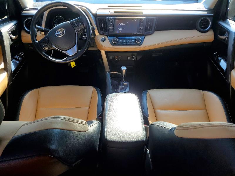 Photo 8 from auction – 2017 TOYOTA RAV4 with VIN JTMYFREV6HJ131482