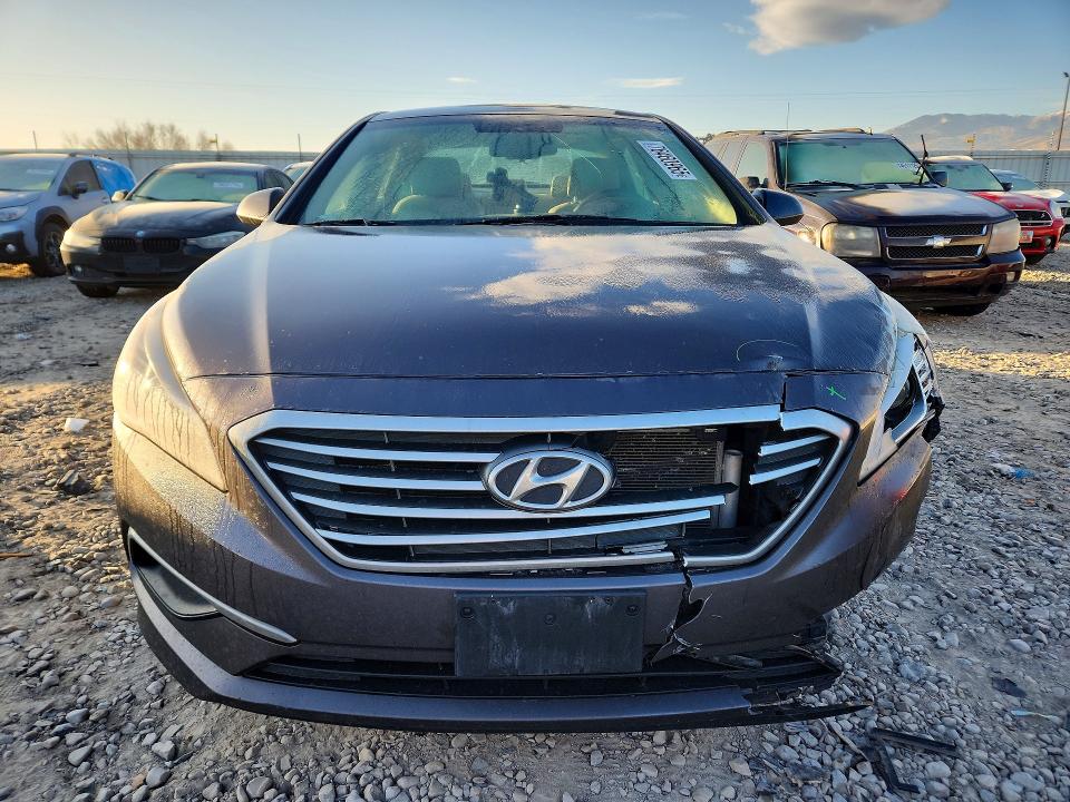 Photo 5 from auction – 2016 HYUNDAI SONATA with VIN 5NPE24AF6GH369808