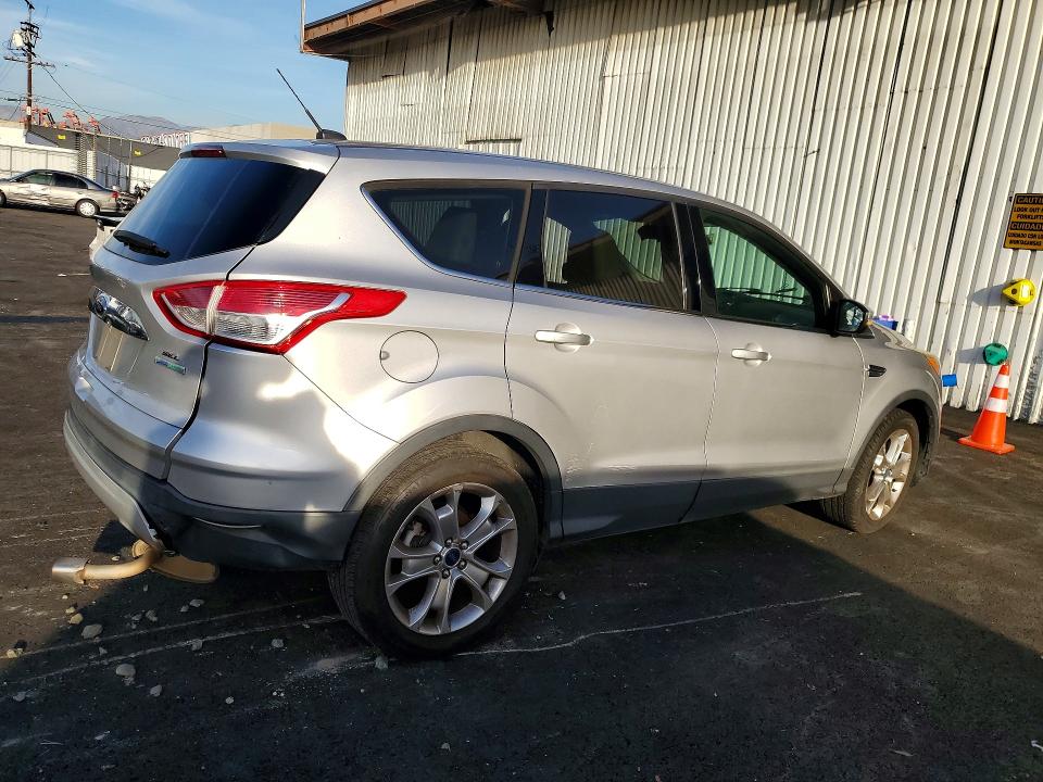 Photo 3 from auction – 2013 FORD ESCAPE with VIN 1FMCU0H95DUC37193