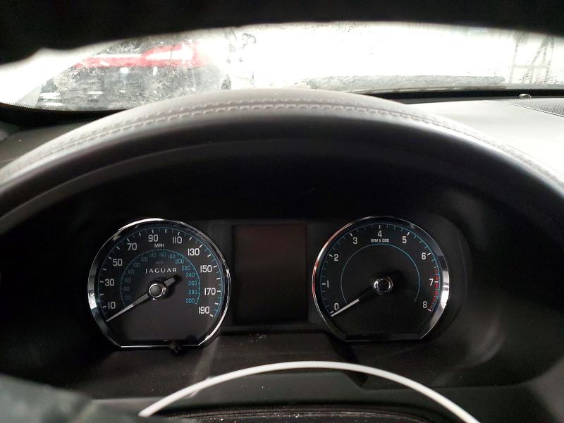 Photo 9 from auction – 2013 JAGUAR XF with VIN SAJWJ0EF3D8S78579